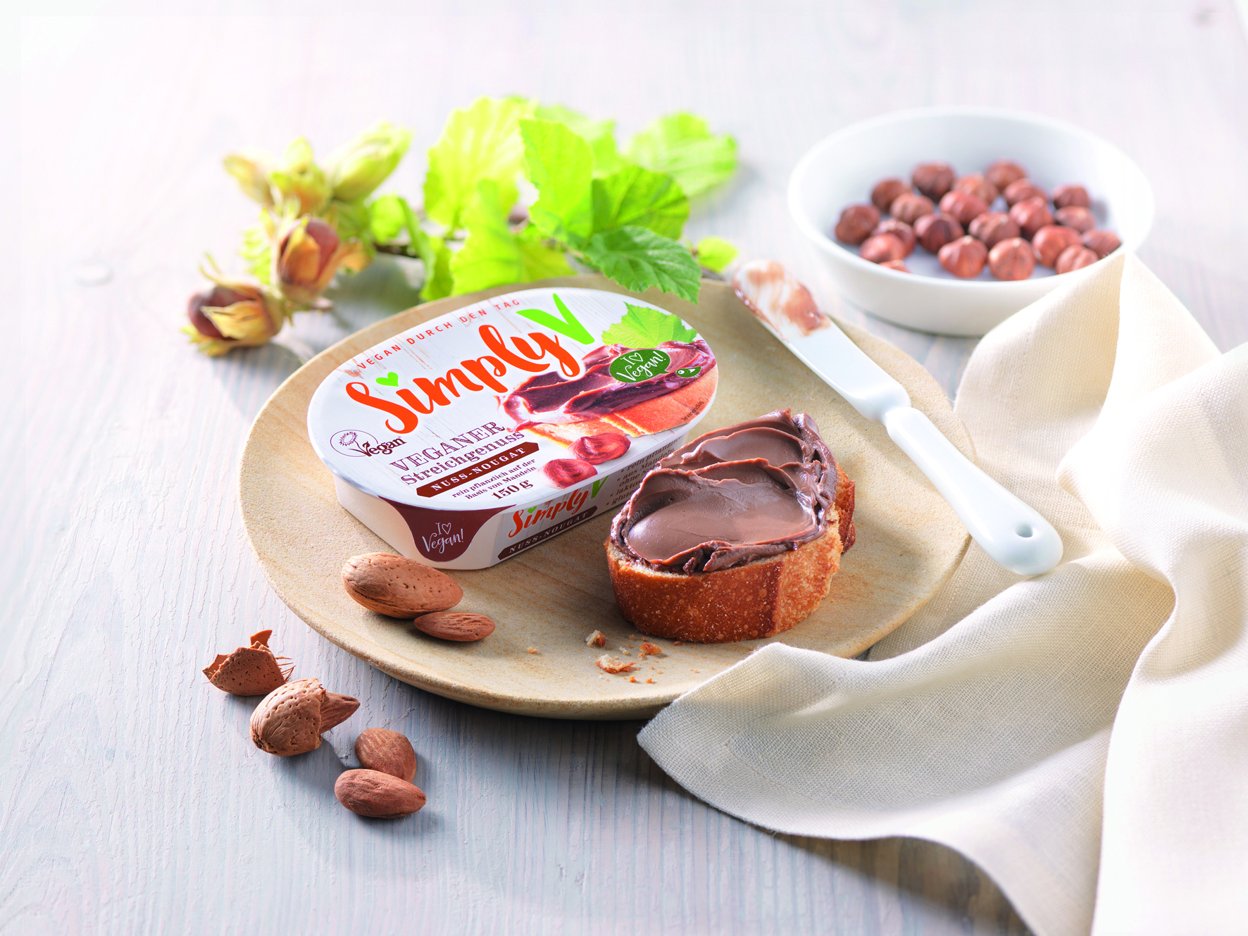 Veganer Nuss-Nougat Schokoladen Aufstrich Streichgenuss