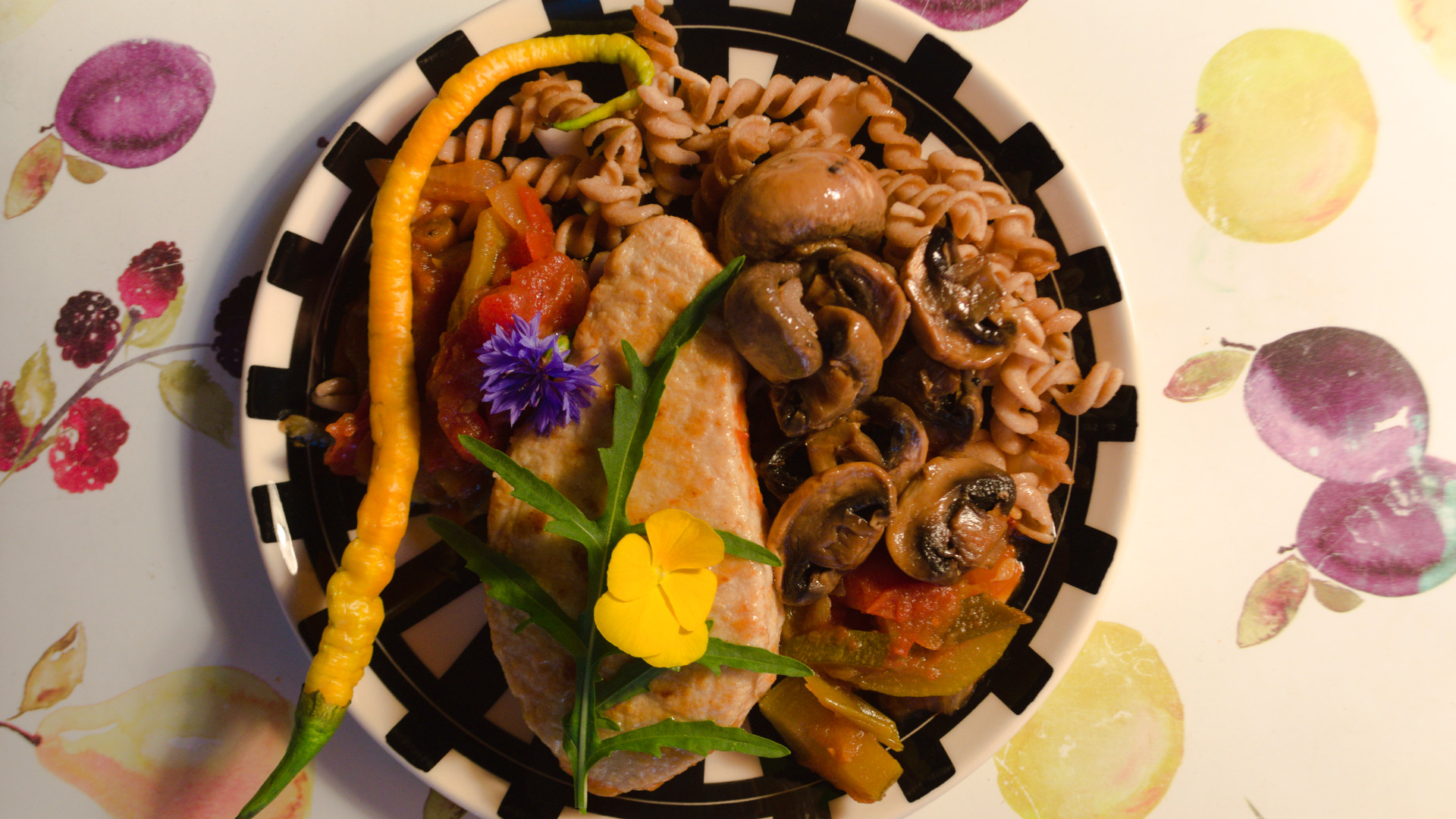 wie Hähnchenbrust vegan mit Nudeln